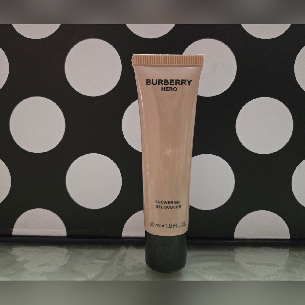 ✨️BURBERRY Hero Shower Gel✨️